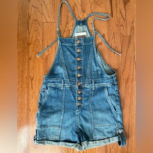 Anthropology, overalls shorts